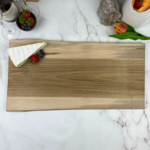 Maple charcuterie board without a design engraved